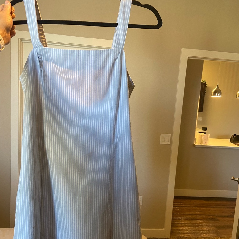 Forever 21 blue and white stripped summer dress. Size L.